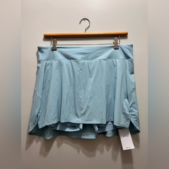 Nike Dri-FIT Bliss Mid-Rise Training Skort XXL - Picture 2 of 8